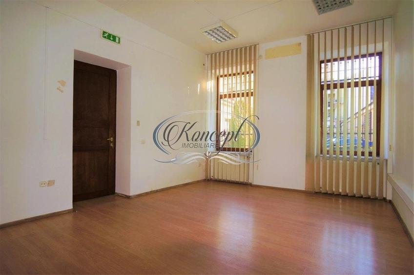 Vila interbelica in Piata Muzeului - 7