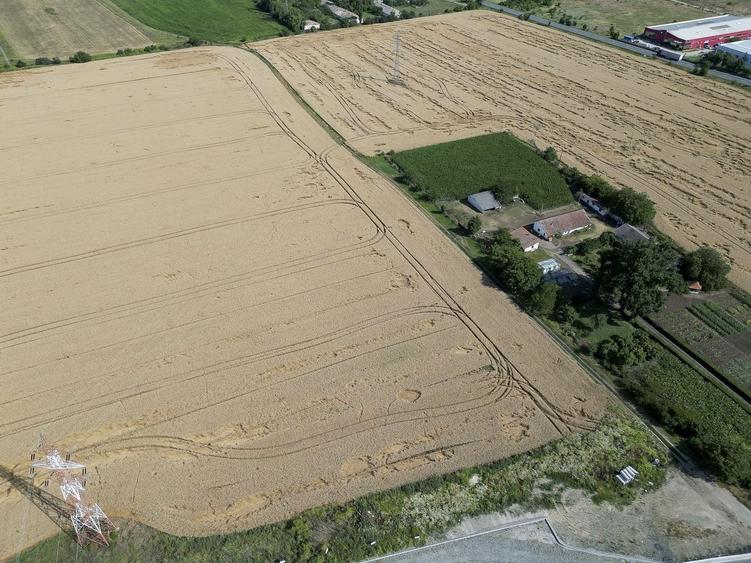 Teren 7653mp cu PUZ aprobat DN Arad Oradea - 7