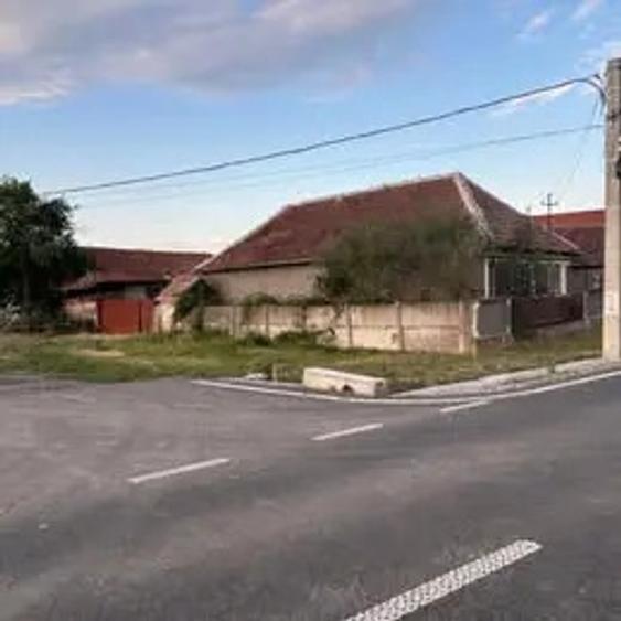 Vand casa in localitatea Chijic - 2