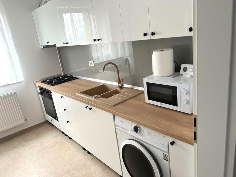 Apartament 2 camere DECOMANDAT, mobilat, etaj 2, bloc NOU CUG - VA - 1