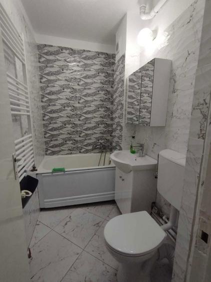 Inchiriez apartament cu 2 camere in Strand 1, etaj 1, recent renovat - 3
