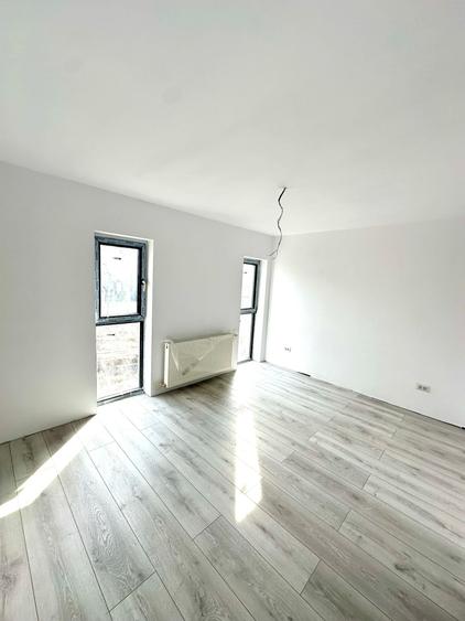 Ultima viluta de vanzare in acest complex din Tunari. - 4