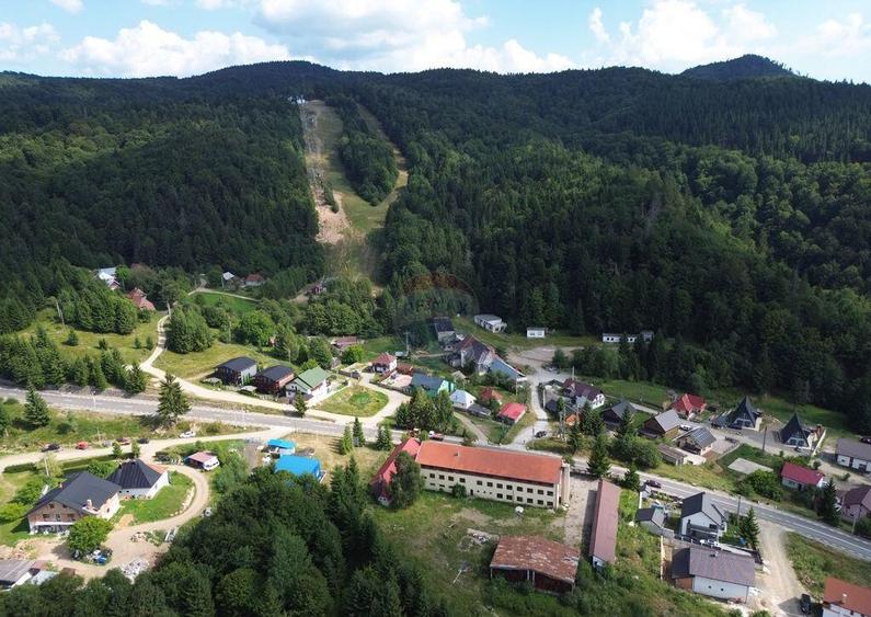 Hotel / Pensiune cu 30 camere de vanzare in zona Nord - 17