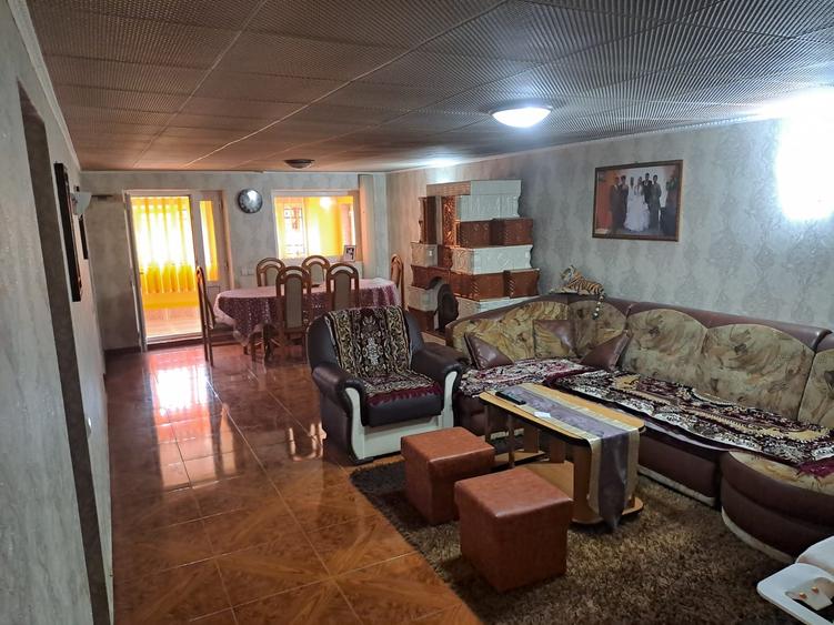 Oltenita - Soldanu, singur curte, complet mobilata si utilata - 2