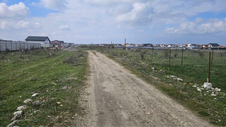 Teren intravilan - 4