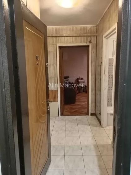 3 Camere Decomandat 74mp bloc 1980 zona Mircea
