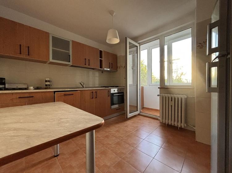 APARTAMENT 4 CAMERE | ETAJ 2 - 21
