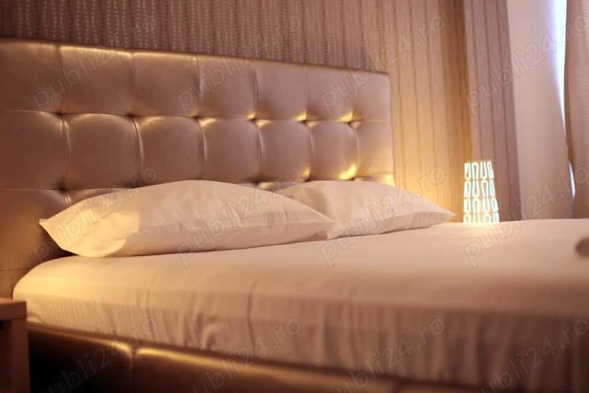 Vila de inchiriat Mamaia Nord 16 camere - 20