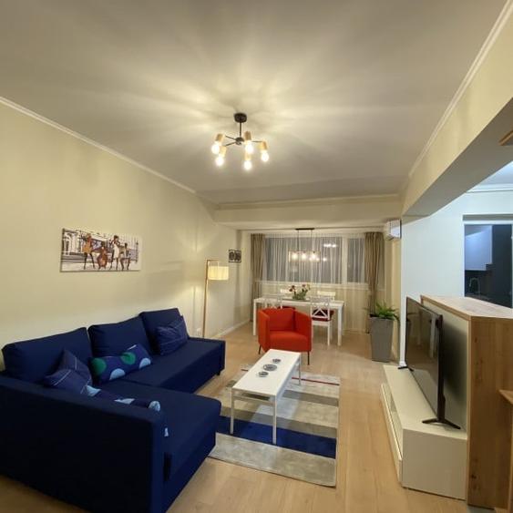 Apartament cu vedere spre piscina ! - 1