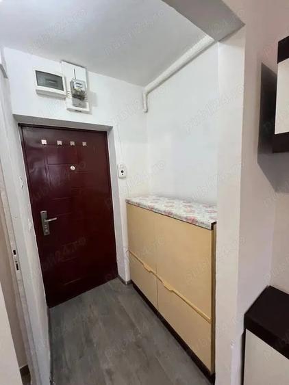 Garsoniera renovata complet, parter,ideala pentru locuit sau investi?ie! - 5