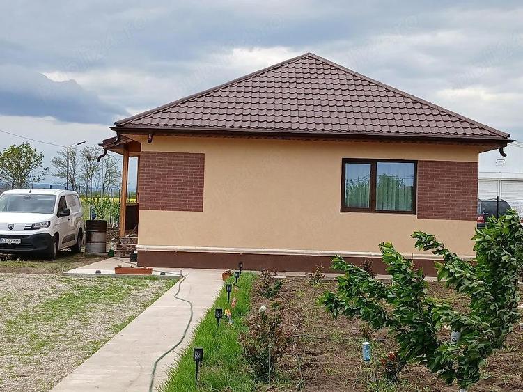 Casa 3 camere - 1