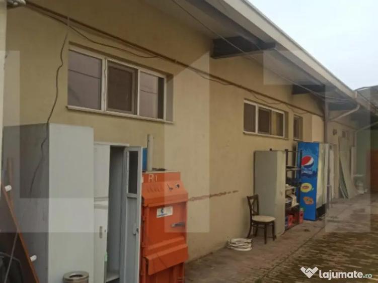Spatiu comercial, de vanzare, parter + apartament la etaj, z - 3