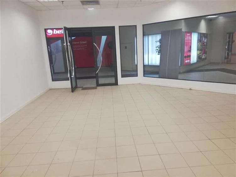 Inchiriere Spatii Comerciale de la 37 mp - 21