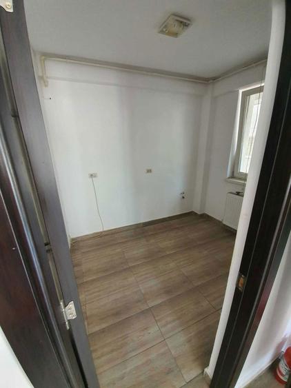 Spatiu comercial de inchiriat Popesti-Leordeni Str Amurgului 31G Bis - 6