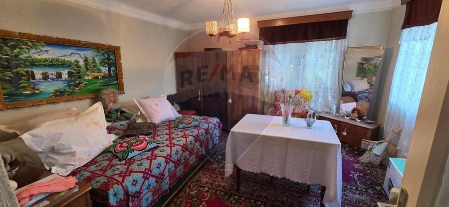 Casă / Vilă de vânzare/Ciuslea - 4