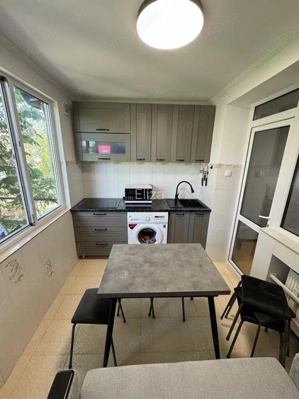 Apartament cu o camera de vanzare zona Buziasului Apartament cu o camera de vanzare zona Buziasului