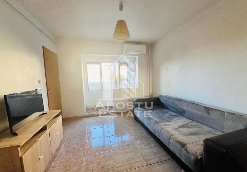 Apartament 1 camera, zona Lunei - UVT, Centrala Proprie - 2