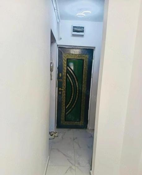 Garsoniera decomandata Gorjului-centrala proprie- bloc 1981 - 4