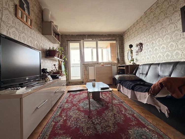 Apartament spațios cu 3 camere decomandat in zona Abator | Super Preț - 4