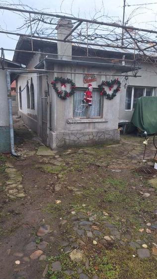 Vand 2 corpuri de casa - 4