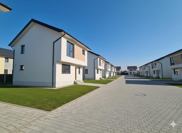 Casă individuală cu 4 camere cu Teren 300 Mp în Odăi