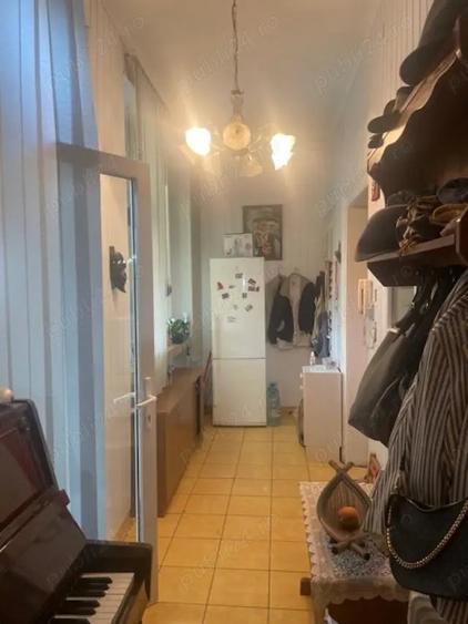 Vand casa cocheta , zona linistita , str.Xenopol - 18