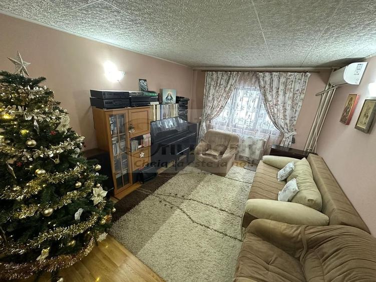 Apartament cu 4 camere/Spatiu birouri/ Cabinet - Nicolina 155.000 € - 2