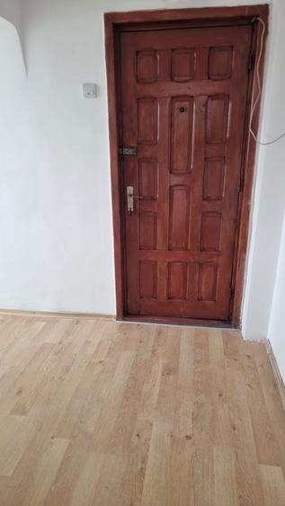 Apartament 43 mp cu 2 camere nedecomandat cu balcon proprietar etaj 4 - 2