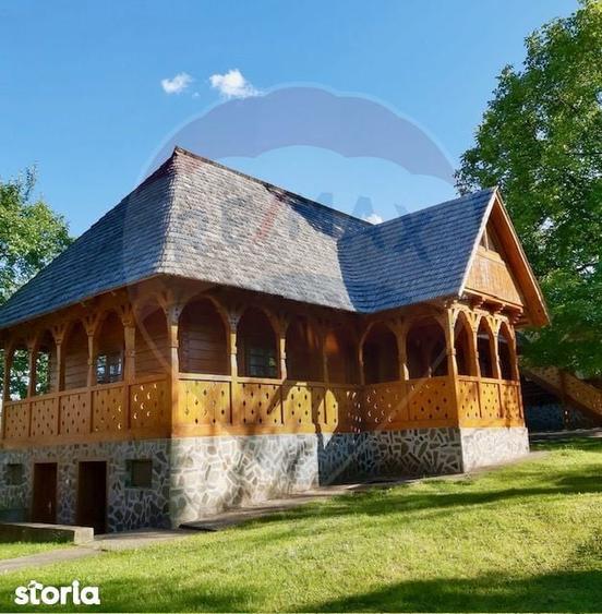 Doua case in stil maramuresean de vanzare in Breb/Maramures - 1