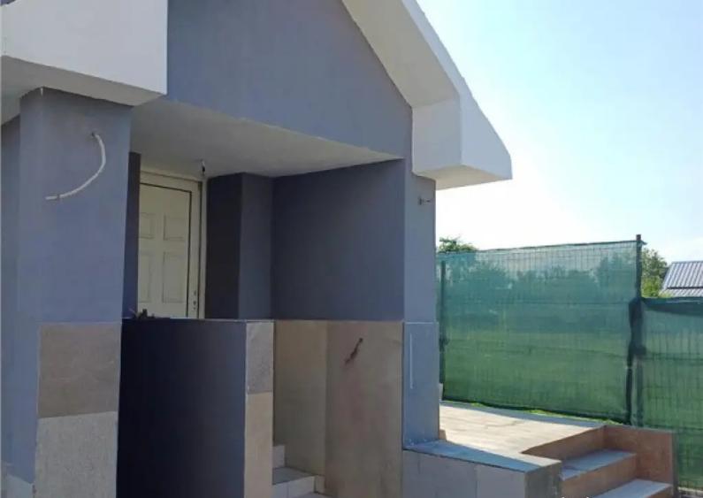 Casa si pentru cazare muncitori in zona parcului industrial - 5