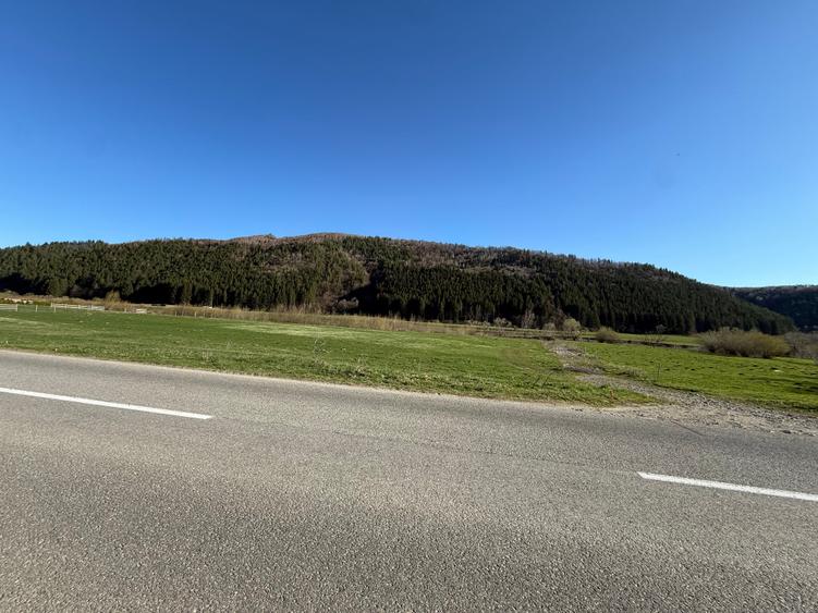 Teren intravilan In Zarnesti zona Plaiul Foii deschidere asfalt si priveliste - 2