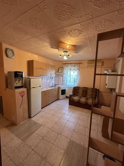Apartament in Rovine zona Nicolae Iorga,Centrala termica proprie,0760524134,An constrctie bloc 1980 - 3