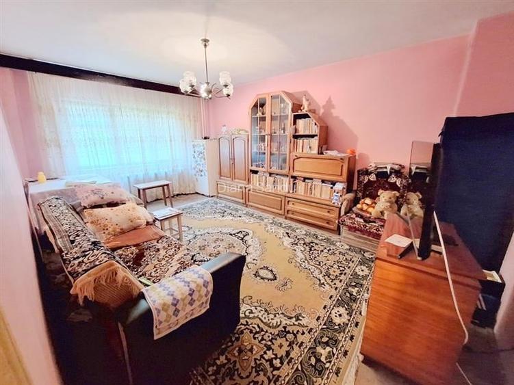 Apartament cu 2 camere decomandat în Nord Apartament cu 2 camere decomandat în Nord