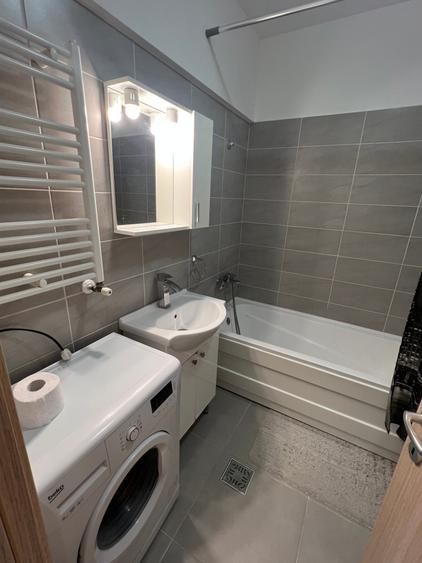 Metrou Apărătorii Patriei - 7