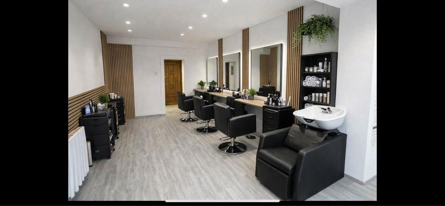 Spatiu comercial/salon infrumusetare Manastur - 1