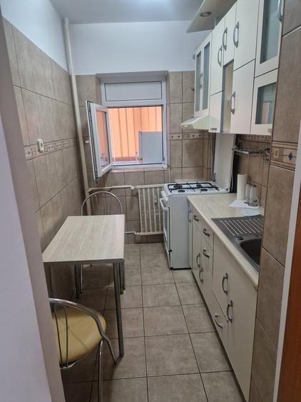 Piata Delfinului, Pantelimon, Bloc Mixt 1980 - 6