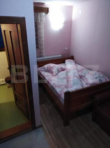 Casă cu 4 camere cu Teren 1002 Mp în Deal
