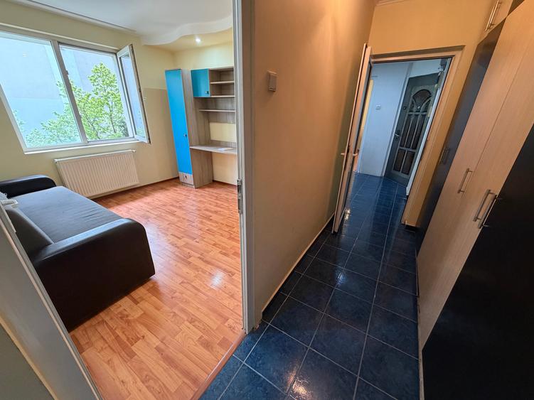 Titan 3 Camere Eraj 2  Bloc 1977 Reabilitat Decomandat Centrala 12 Min Metrou - 11