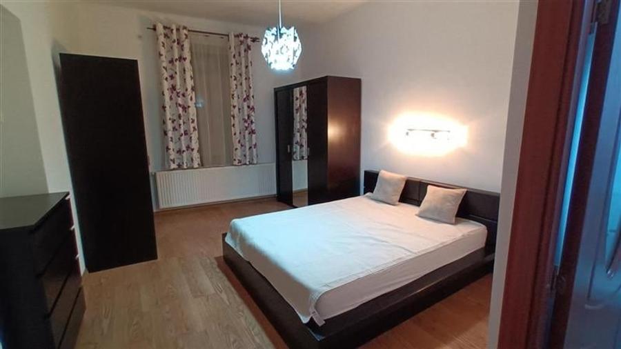 LIVE!Rezidenta 4 camere,in farmec istoric, vedere Tampa,cu beci si pod,Centrul I - 2