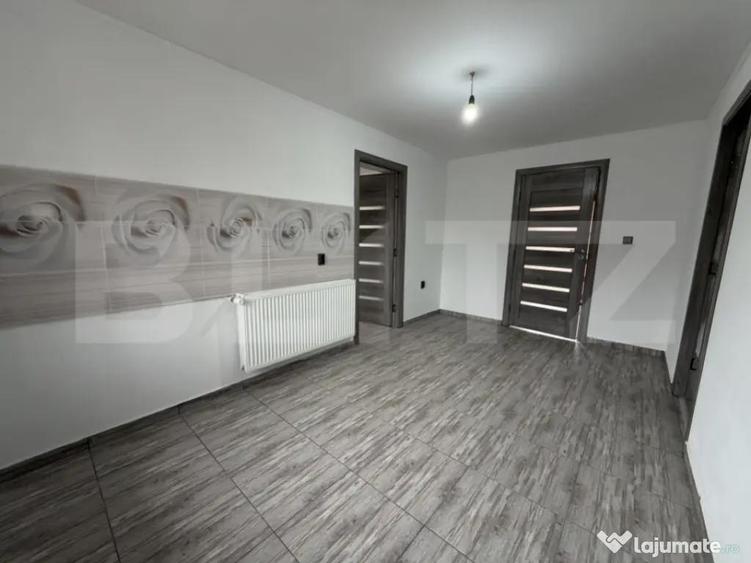 Casa cu 2 camere ?i un teren de 1000 mp - 5