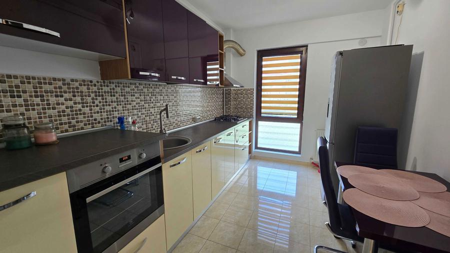 Apartament cu 2 camere si loc de parcare - proprietar direct - 5