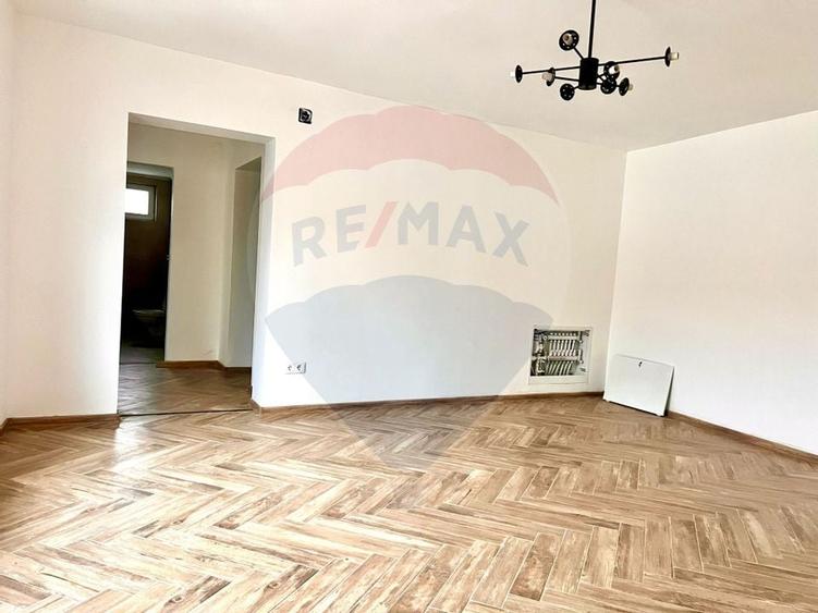 Casă de vânzare în zona Oncea, Str Ion Bogdan, teren 2.000 mp - 12