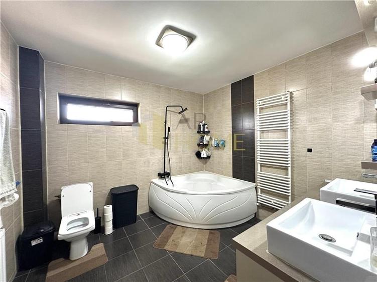 Casa de lux, P+1E, complet mobilata si utilata, Blejoi, Prahova - 19