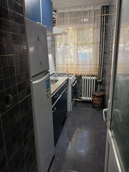 Inchiriez apartament in Craiovita zona Racheta - 8