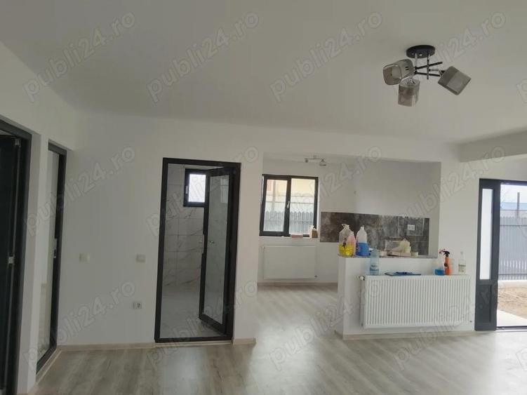 Casa noua de vanzare cu toate utilitatile - 1