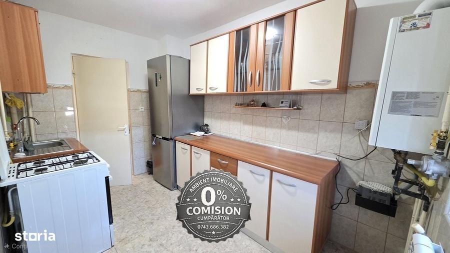 Apartament cu 2 camere semidecomandat, mobilat în Central