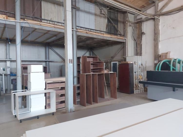 Spatiu industrial echipat cu utilaje productie mobila,confectii metalice,pavaje - 12