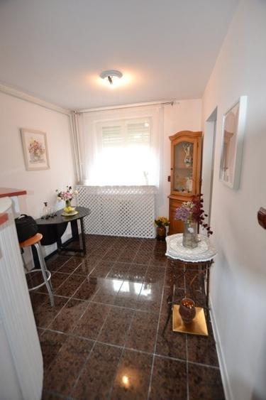 Langa Facultatea de Medicina, ideal investitie - 12