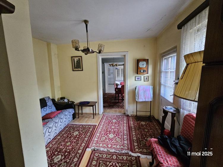 Marriott, vanzare casa si teren 388mp. - 12