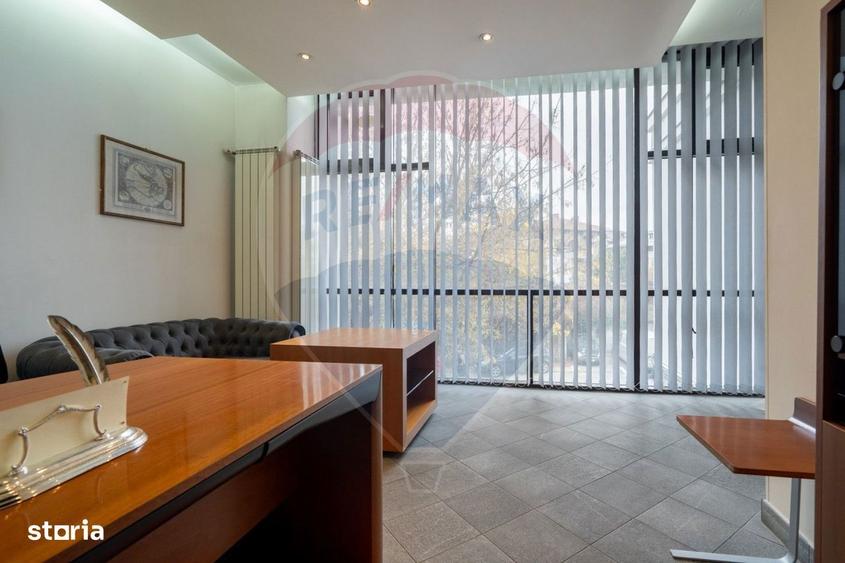 DE INCHIRIAT Spa?iu comercial Bd. Unirii 1335 mp - 7